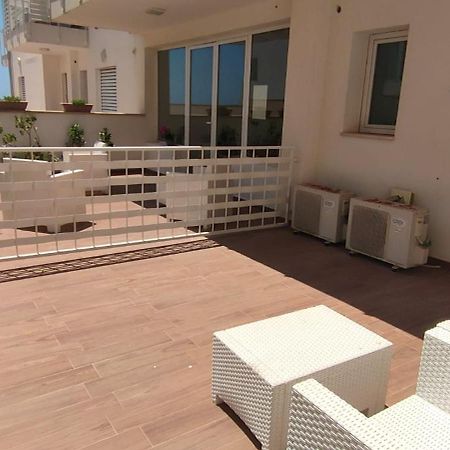 Spuma Di Mare Aparthotel Gallipoli Ngoại thất bức ảnh