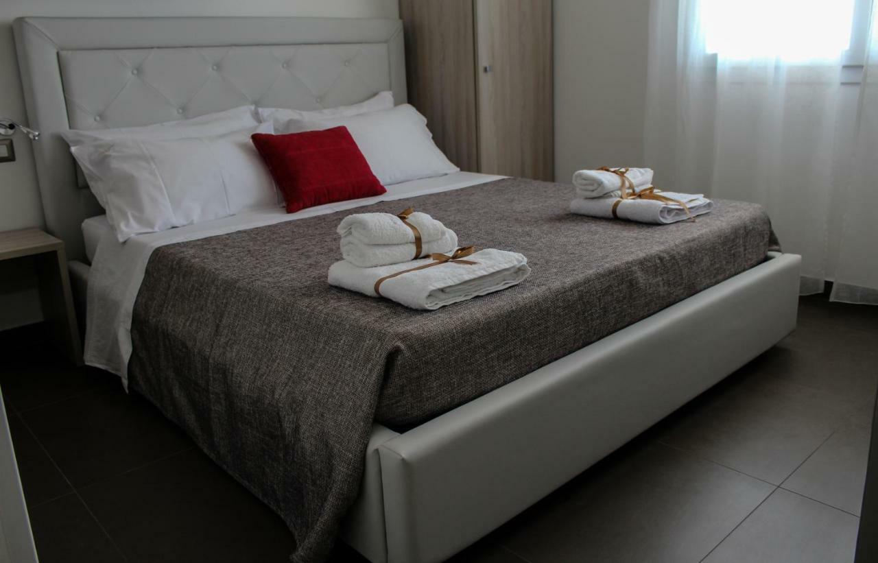 Spuma Di Mare Aparthotel Gallipoli Ngoại thất bức ảnh